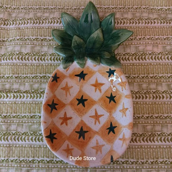 8-inch Ceramic Pineapple Shaped Trinket - Candy - Spoon Holder- Fruit Dish - Picture 1 of 6